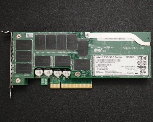 Intel 910 400/800GB PCIe SSD Quick Preview (1.9GB/s!)