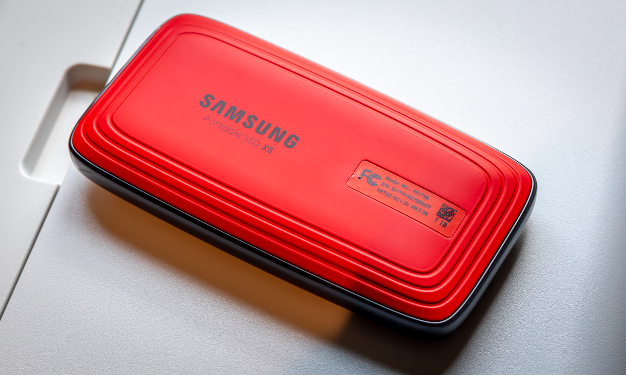 Samsung X5 Thunderbolt 3 Portable SSD Review (1TB) | The SSD Review