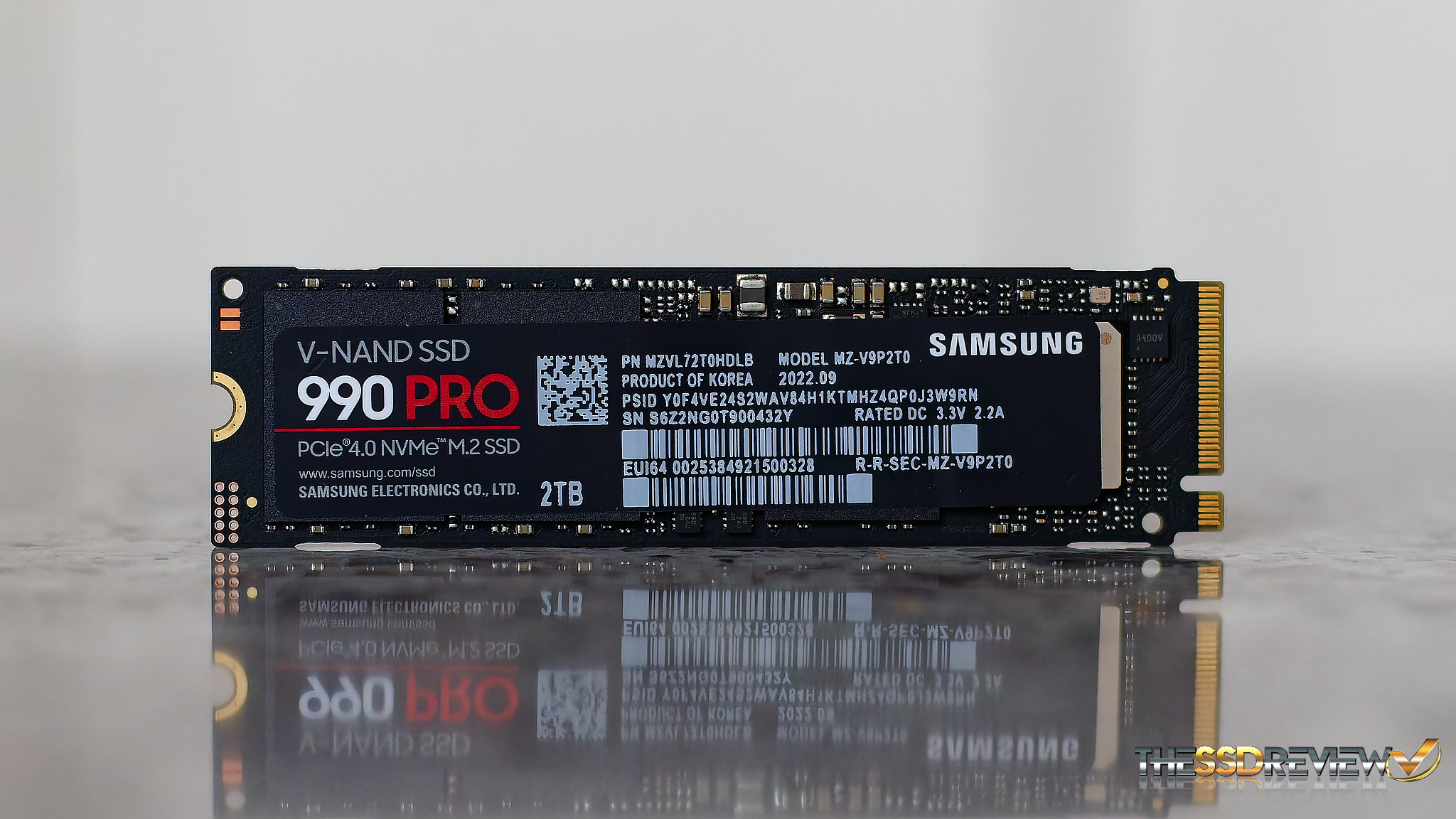 Samsung 990 PRO M.2 4 To PCI Express 4.0 V-NAND MLC NVMe